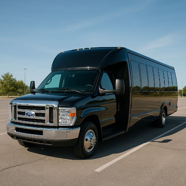 Noblesville Charter Bus 18 Passenger Minibus