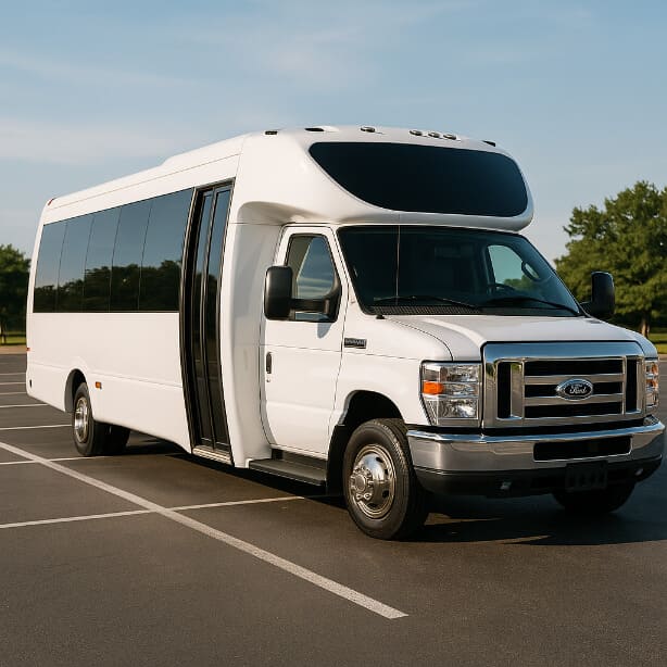 Noblesville Charter Bus 20 Passenger Minibus